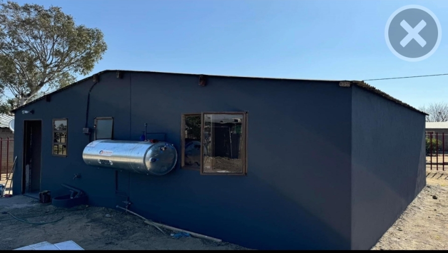 2 Bedroom Property for Sale in Chris Hani Free State